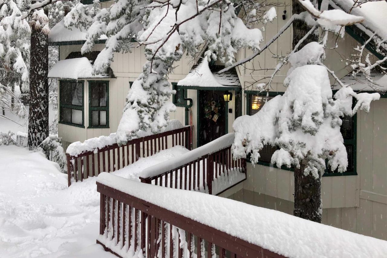 Spacious Lake Arrowhead Home With 2 Decks And Views ภายนอก รูปภาพ