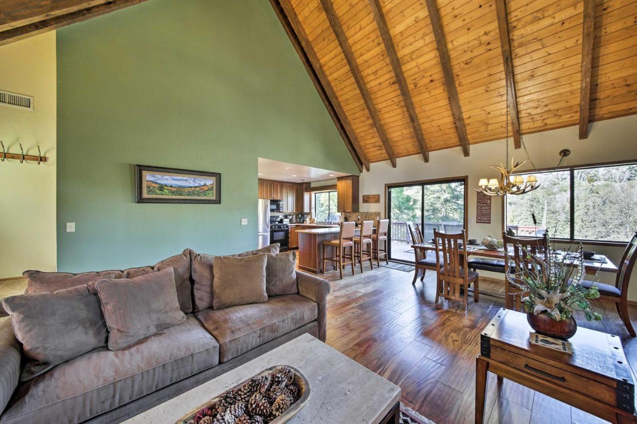 Spacious Lake Arrowhead Home With 2 Decks And Views ภายนอก รูปภาพ